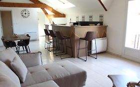Superbe Appartement Circuit Des 3 Chateaux